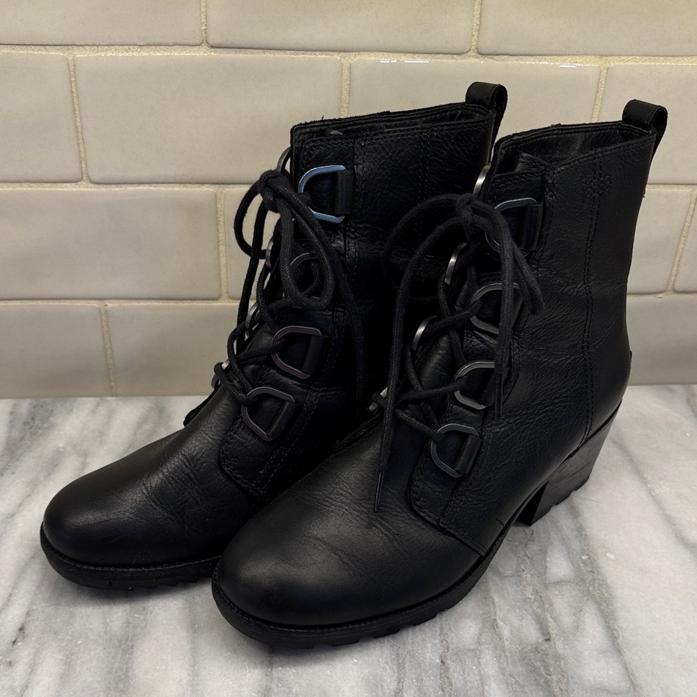 Sorel Black Lace Up Boots for Women